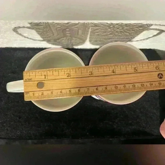 Vintage Japan Footed Christmas Tea Coffee Cups (2) Ducks Playing With Ribbon - Picture 7 of 7